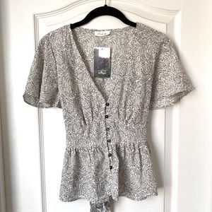 NWT Neutral Tie-Back Top
